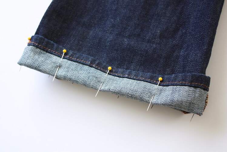 Bien prendre sa mesure pour faire son ourlet de jean